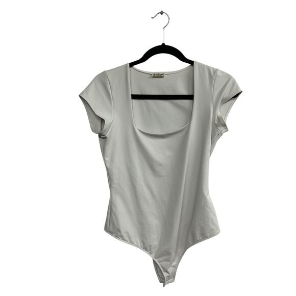 Minimalist chic scoop neck bodysuit Intimately Free People white short sleeve S - Picture 1 of 6